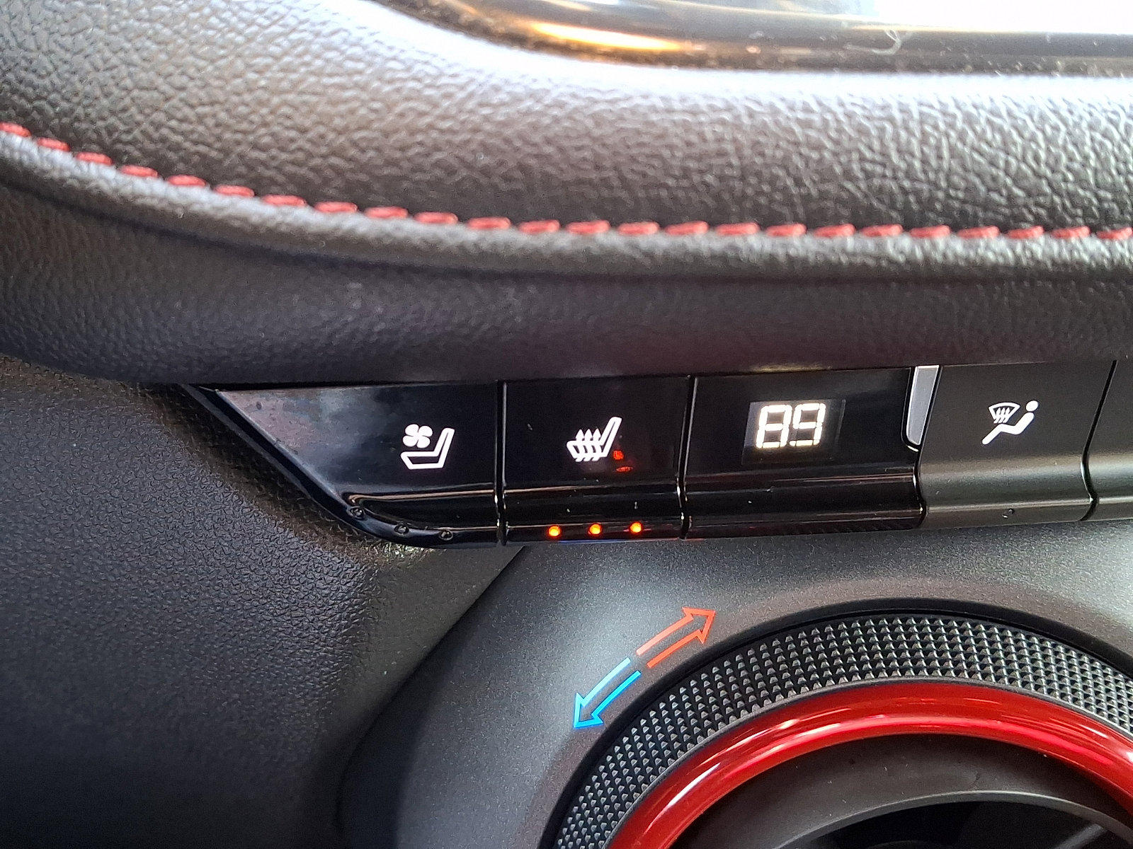 Used 2022 Chevrolet Blazer RS w/ Enhanced Convenience Package image 25