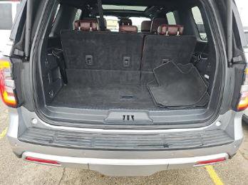 Used 2024 Ford Expedition Limited image 12