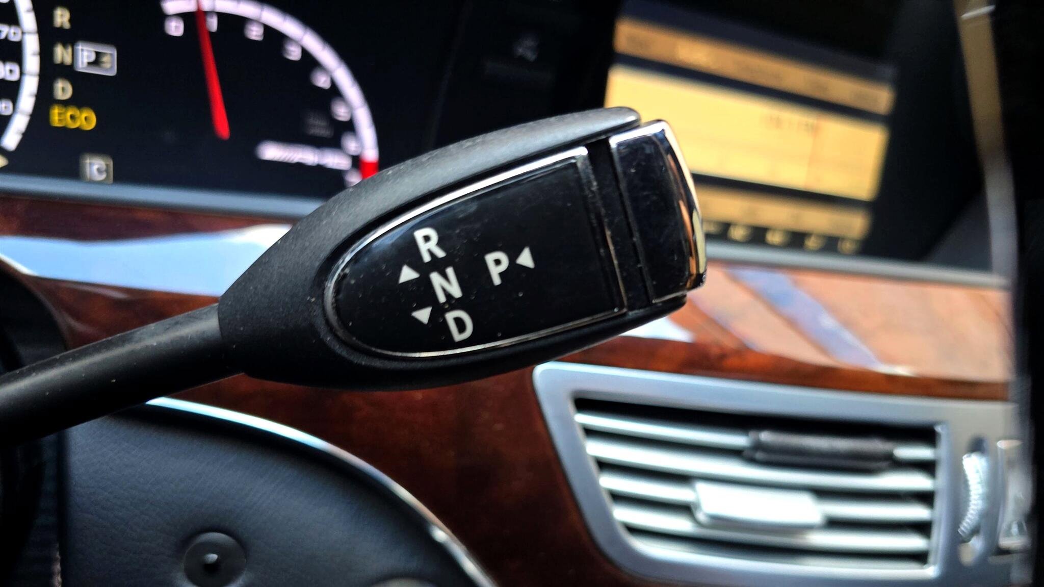 Used 2013 Mercedes-Benz S 63 AMG image 33