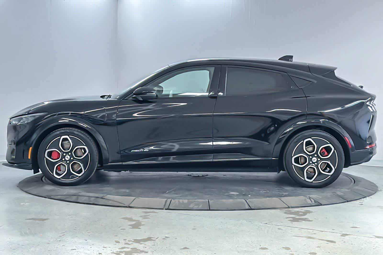 Used 2021 Ford Mustang Mach-E GT AWD/4WD image 5
