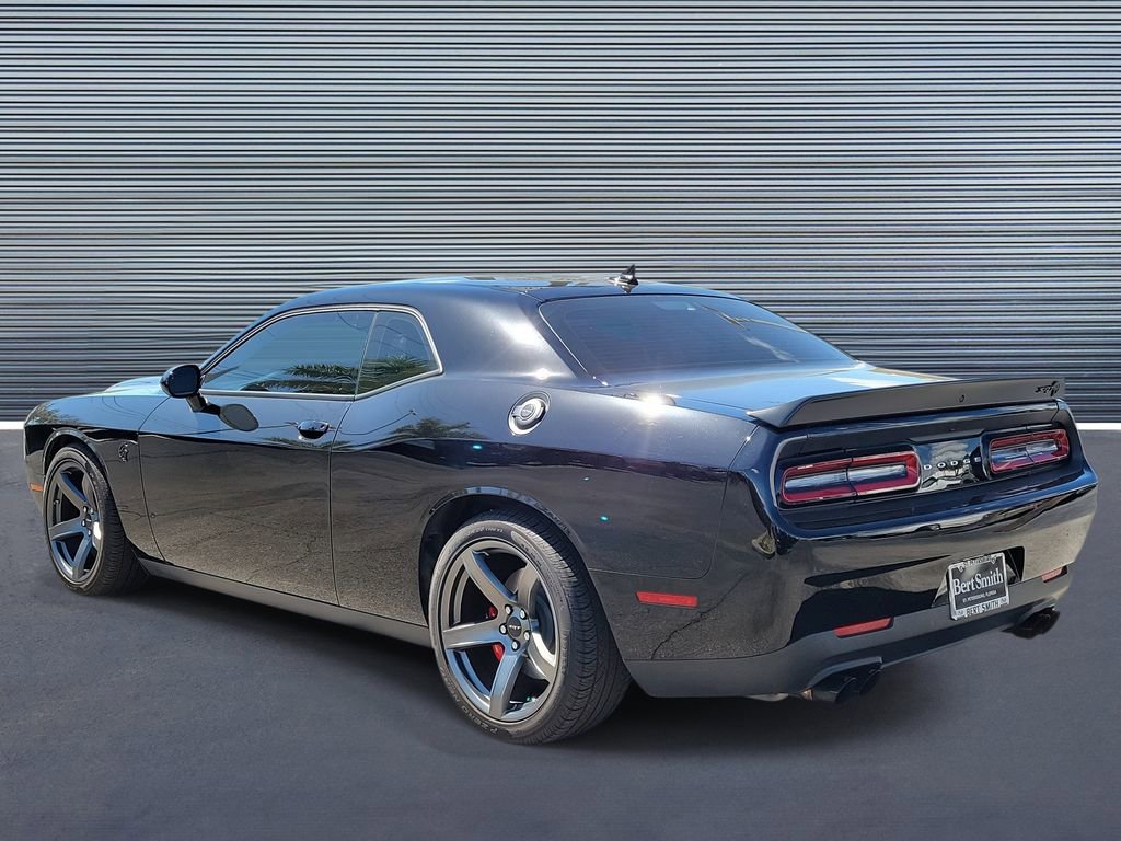 Used 2023 Dodge Challenger SRT Hellcat w/ Driver Convenience Group RWD image 4