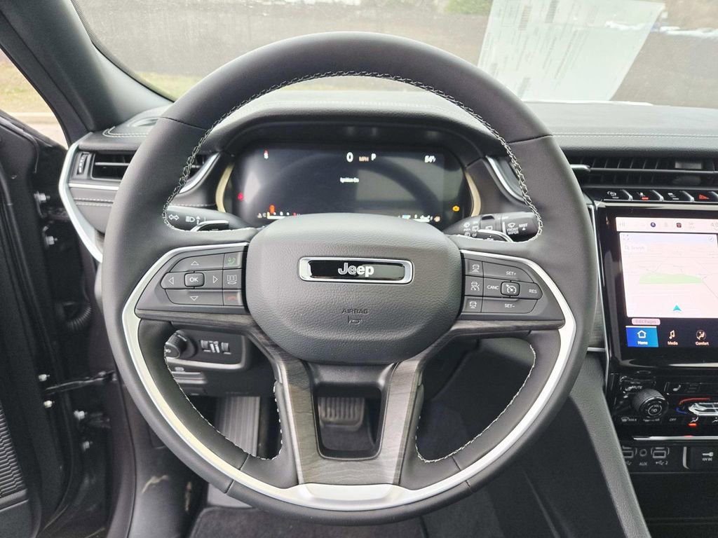 New 2025 Jeep Grand Cherokee Limited image 19
