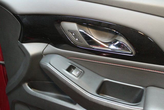 Used 2024 Chevrolet Traverse RS image 9