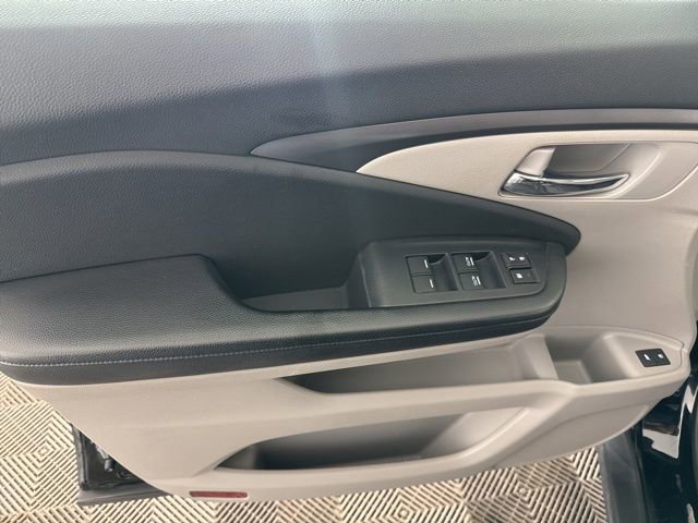 Used 2016 Honda Pilot EX-L image 24