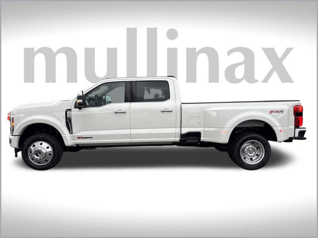 New 2026 Ford F450 Platinum w/ Platinum Plus Package image 9