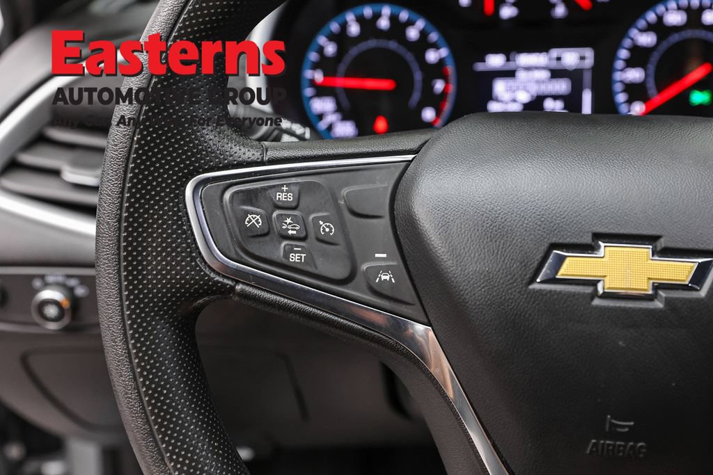 Used 2023 Chevrolet Malibu LT FWD image 17