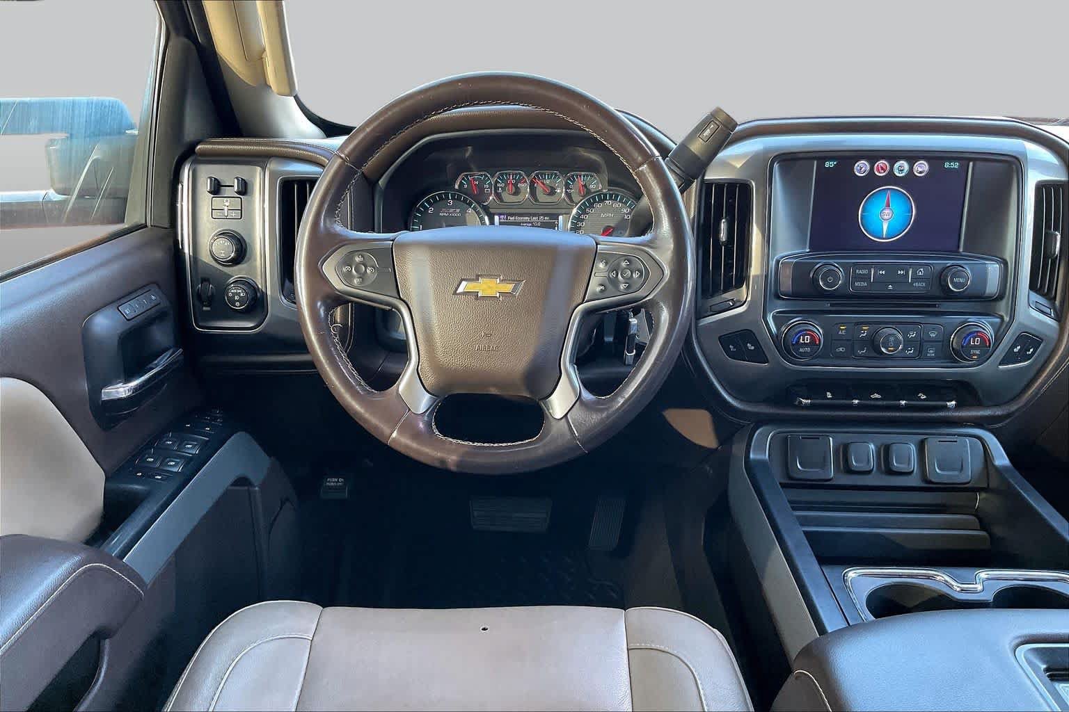 Used 2018 Chevrolet Silverado 2500 LTZ AWD/4WD image 7