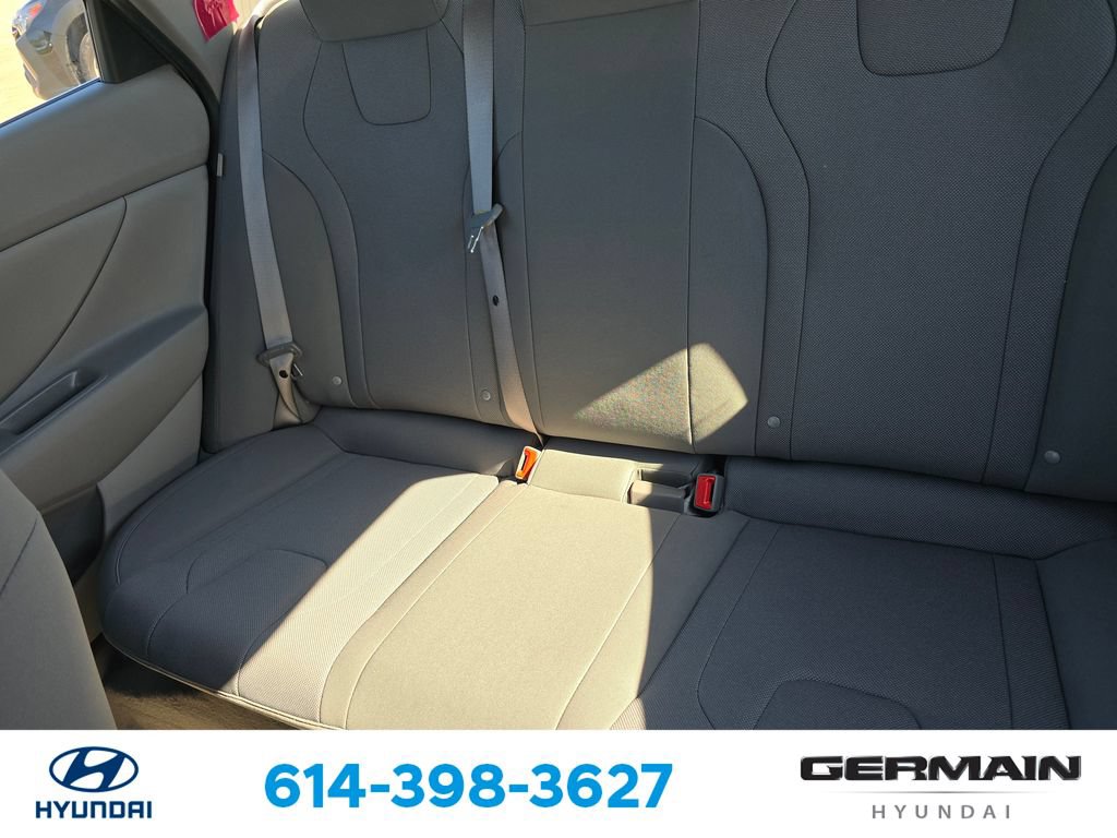 Certified 2026 Hyundai Elantra SE FWD image 19