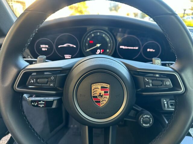 Used 2024 Porsche 911 Carrera 4S image 26