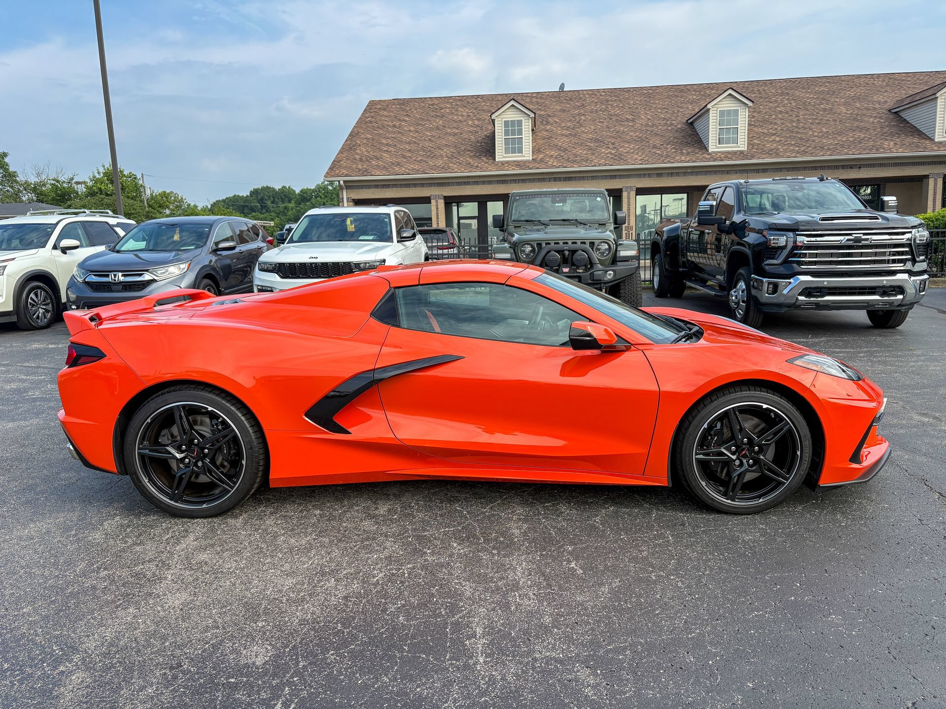 Used 2021 Chevrolet Corvette Stingray Preferred Conv w/ Z51 Performance Package RWD image 20