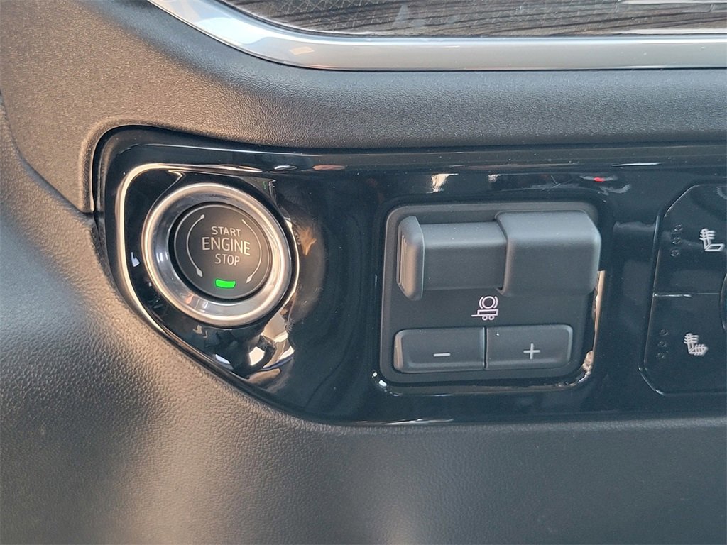 New 2025 Chevrolet Silverado 1500 LT w/ All Star Edition Plus image 17