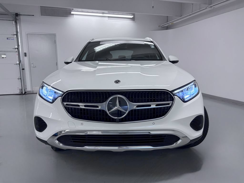 Certified 2026 Mercedes-Benz GLC 300 4MATIC image 4