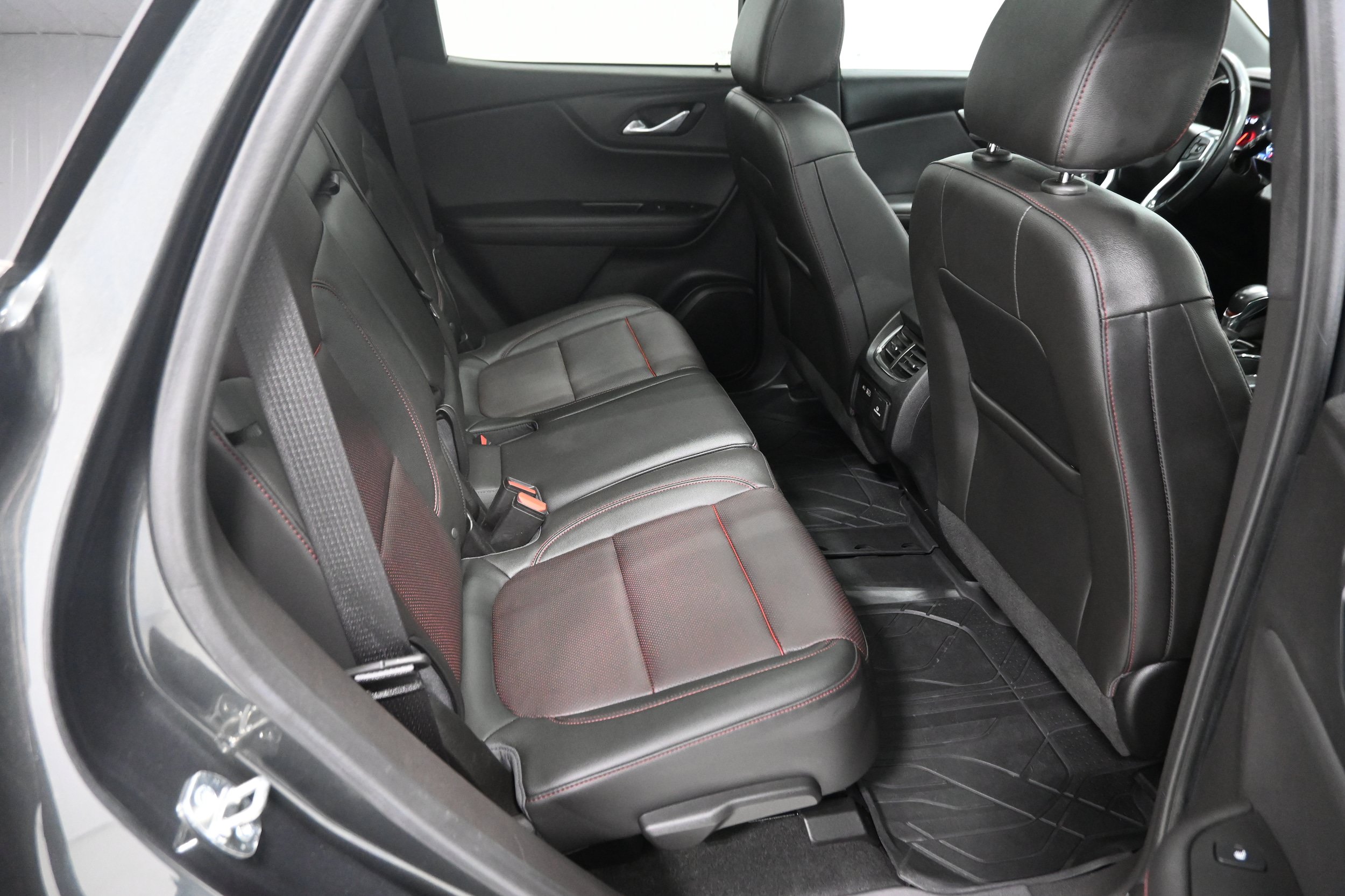 Used 2020 Chevrolet Blazer RS AWD/4WD image 33