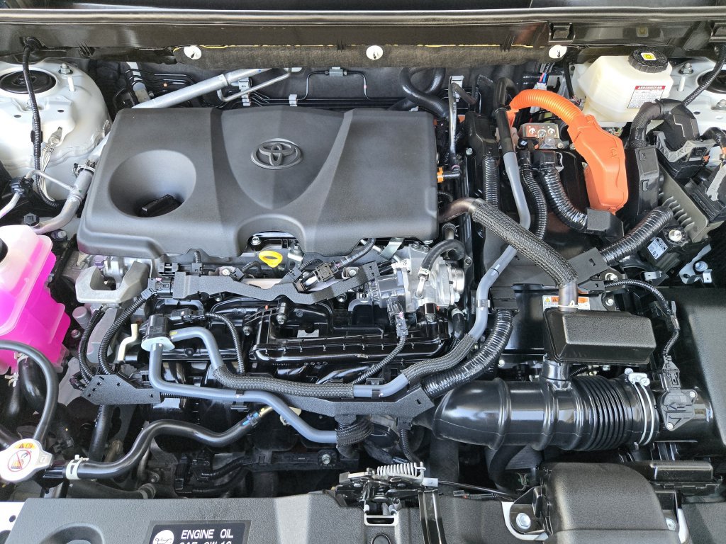 Certified 2023 Toyota RAV4 XLE Premium AWD/4WD image 26