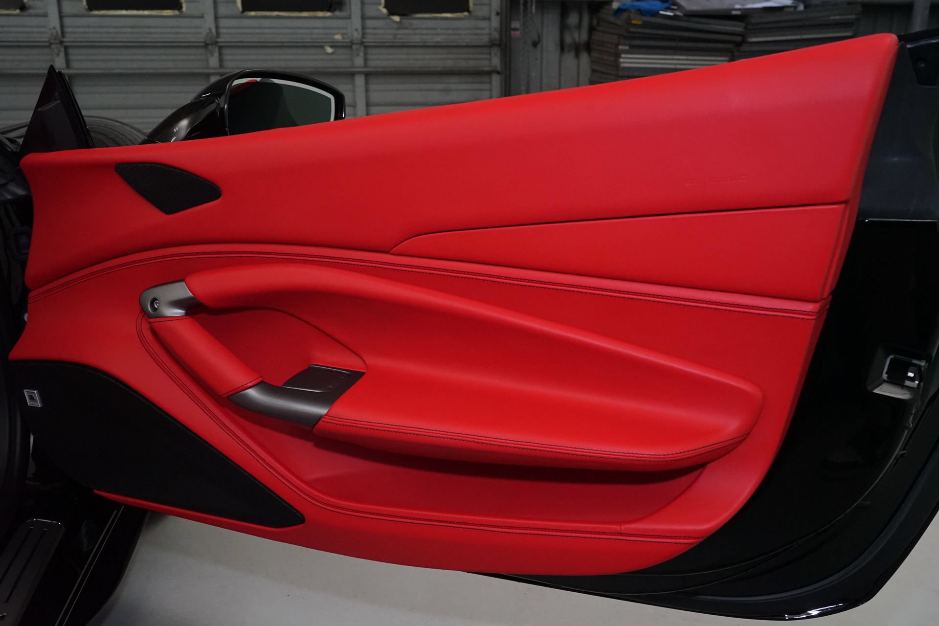 Used 2021 Ferrari F8 Tributo RWD image 22