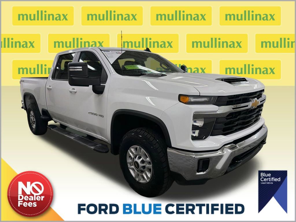 Used 2025 Chevrolet Silverado 2500 LT w/ Convenience Package AWD/4WD image 1
