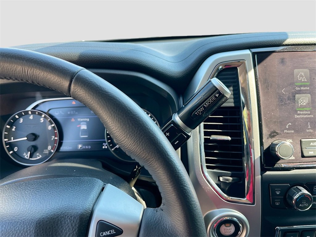Used 2021 Nissan Titan SV w/ SV Convenience Package image 16