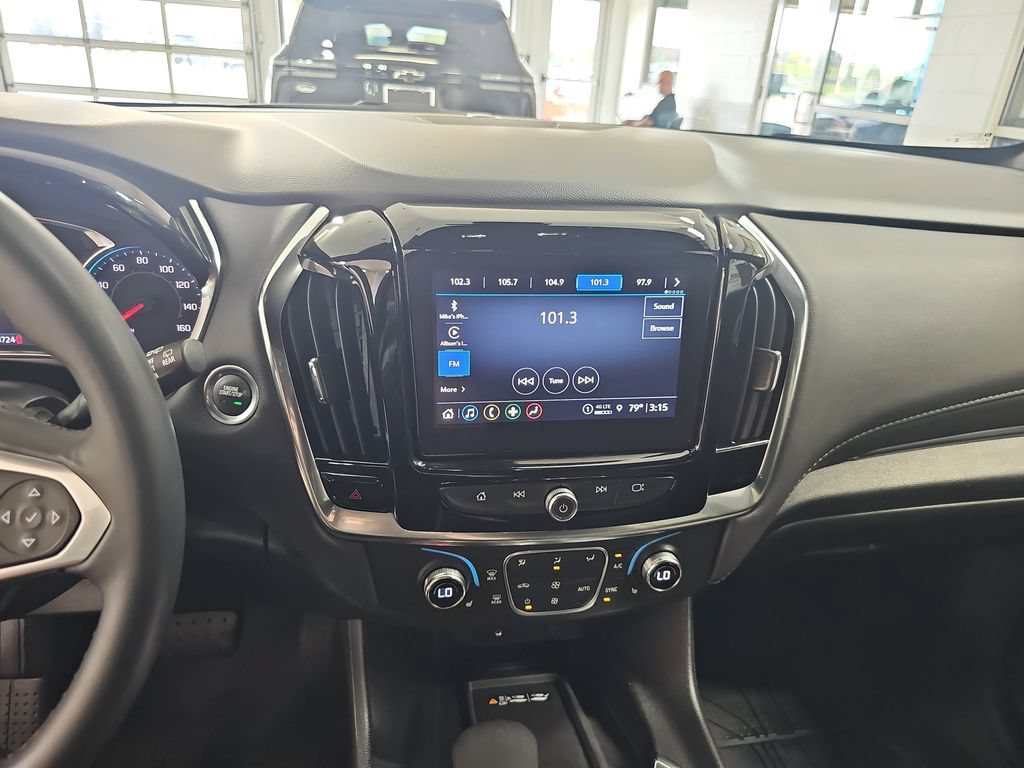 Certified 2023 Chevrolet Traverse LT w/ LPO, Floor Liner Package AWD/4WD image 27