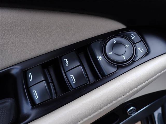 Used 2019 Buick Enclave Essence AWD/4WD image 15