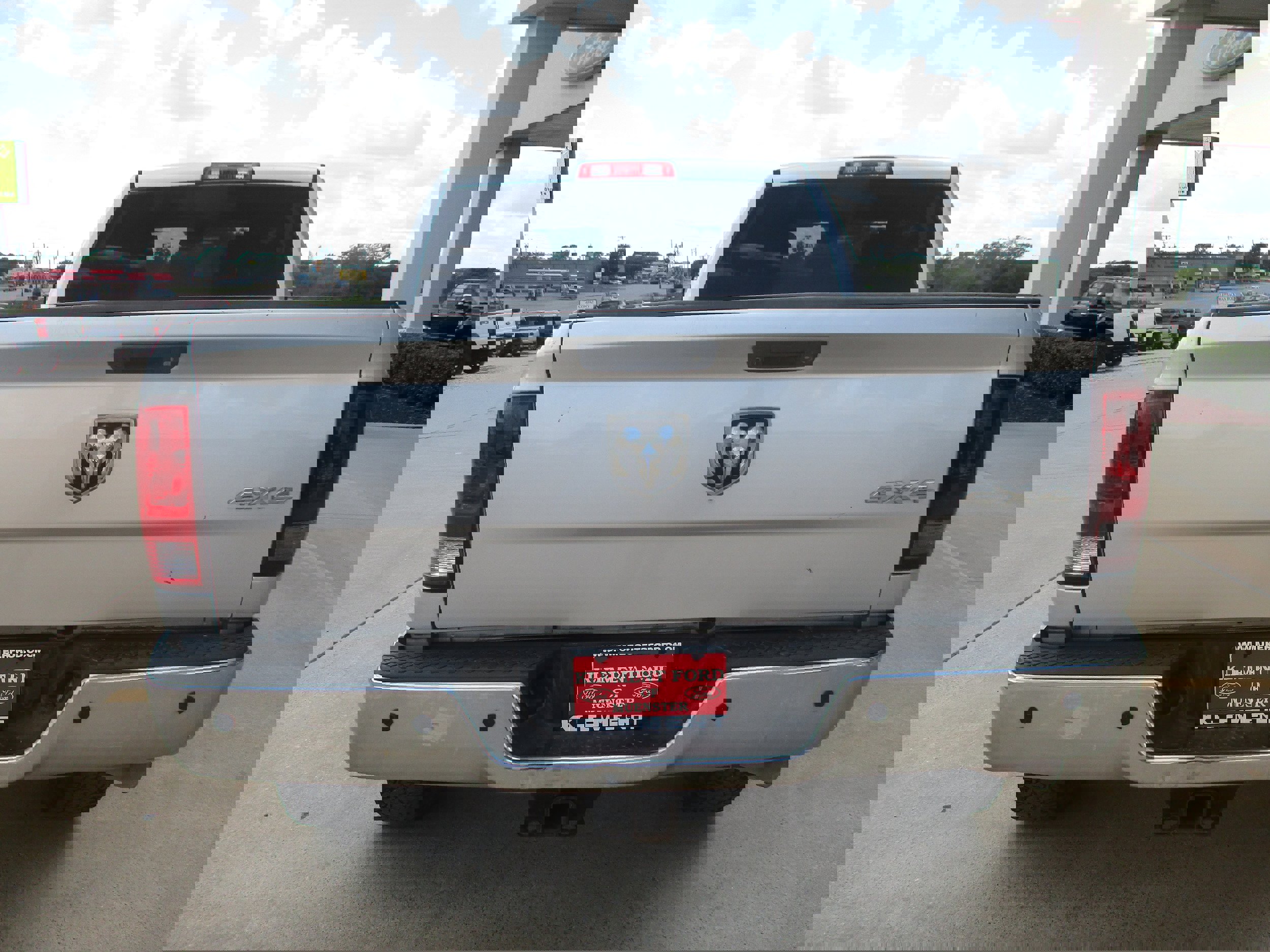 Used 2018 RAM 2500 Tradesman w/ Chrome Appearance Group image 6