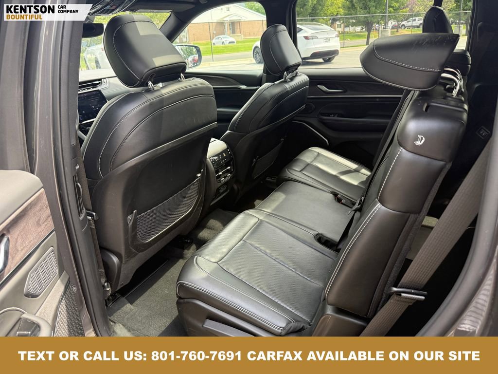 Used 2024 Jeep Grand Cherokee L Overland w/ Trailer Tow Package image 37