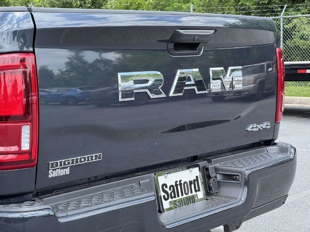 New 2026 RAM 2500 Big Horn AWD/4WD image 10