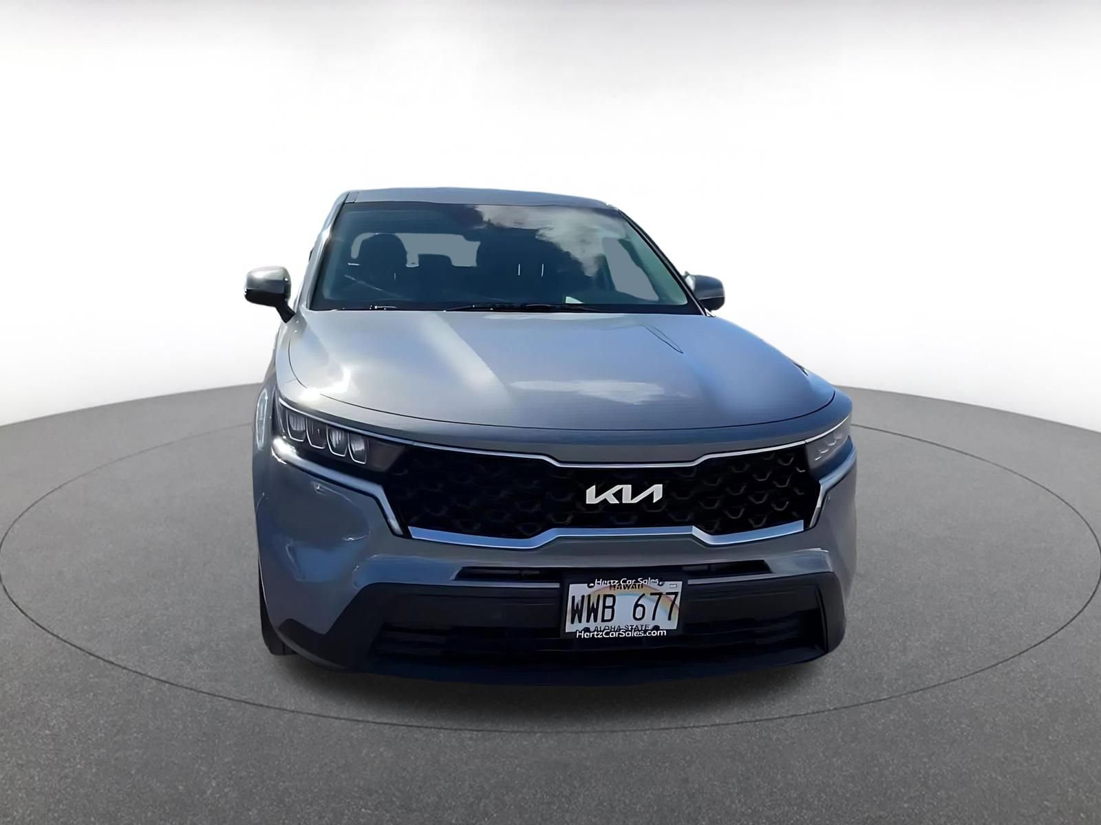 Used 2023 Kia Sorento LX image 4