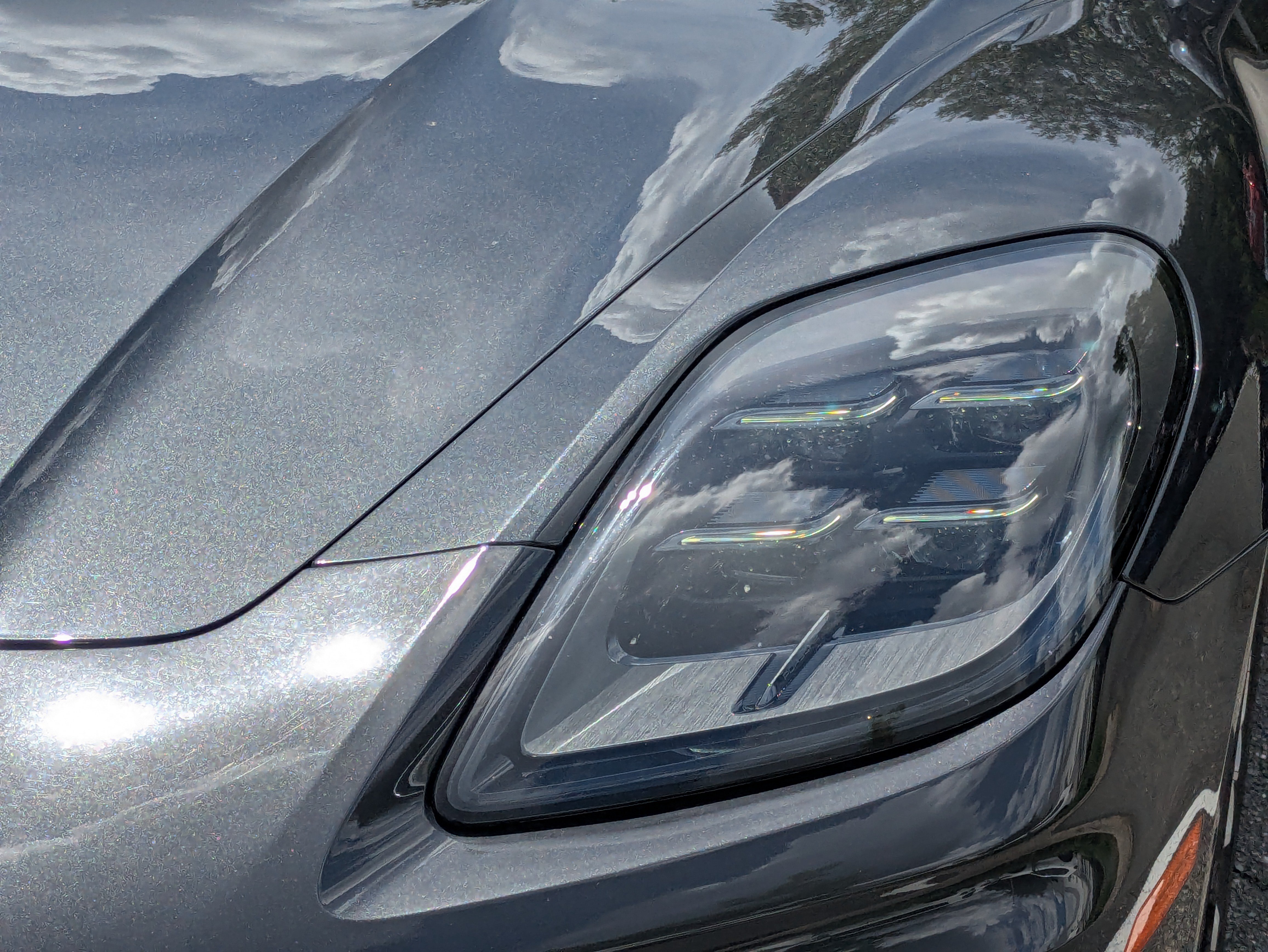 Used 2025 Porsche Panamera RWD image 9