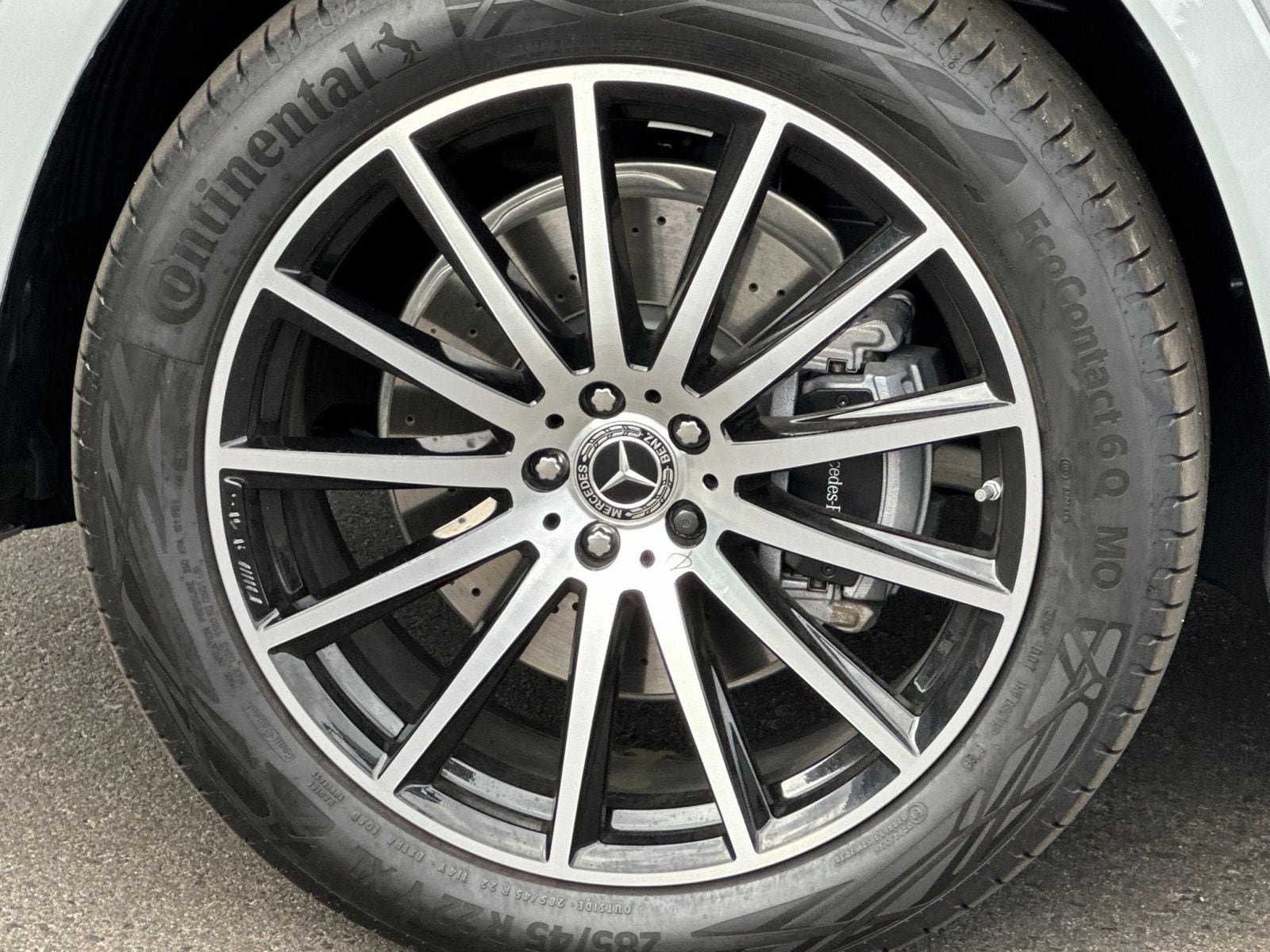 New 2026 Mercedes-Benz GLS 580 4MATIC image 33