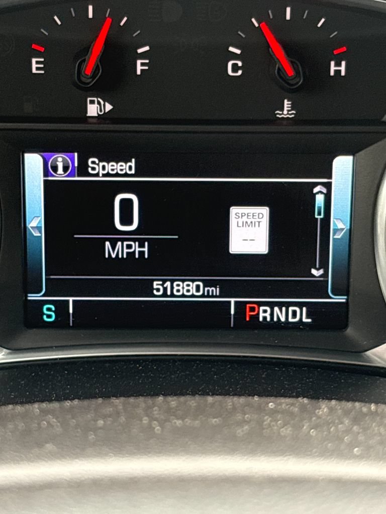 Used 2017 Chevrolet Malibu Premier w/ Driver Confidence Package FWD image 10