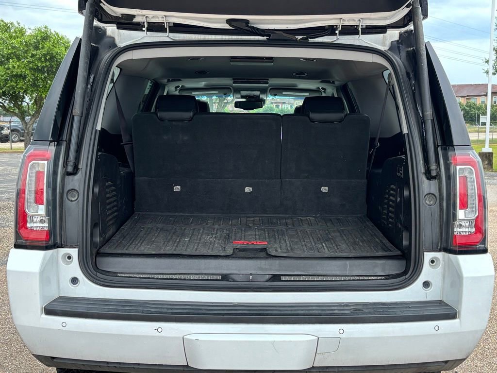 Used 2017 GMC Yukon XL SLT w/ Open Road Package RWD image 6