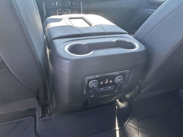 Used 2022 Chevrolet Suburban LT w/ LT Signature Plus Package RWD image 13
