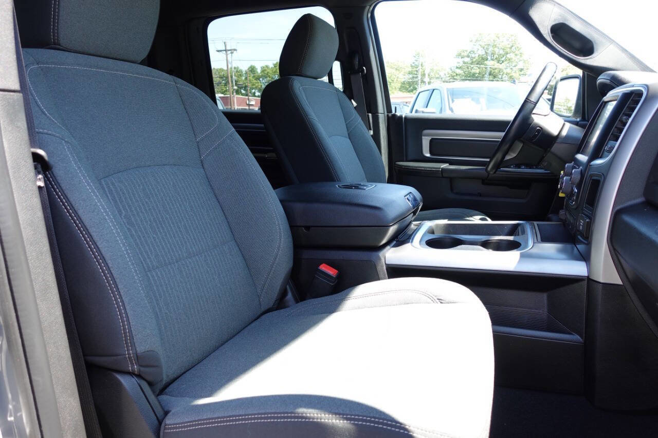 Used 2022 RAM 1500 Classic Warlock w/ Ceramic Grey Warlock Package image 31