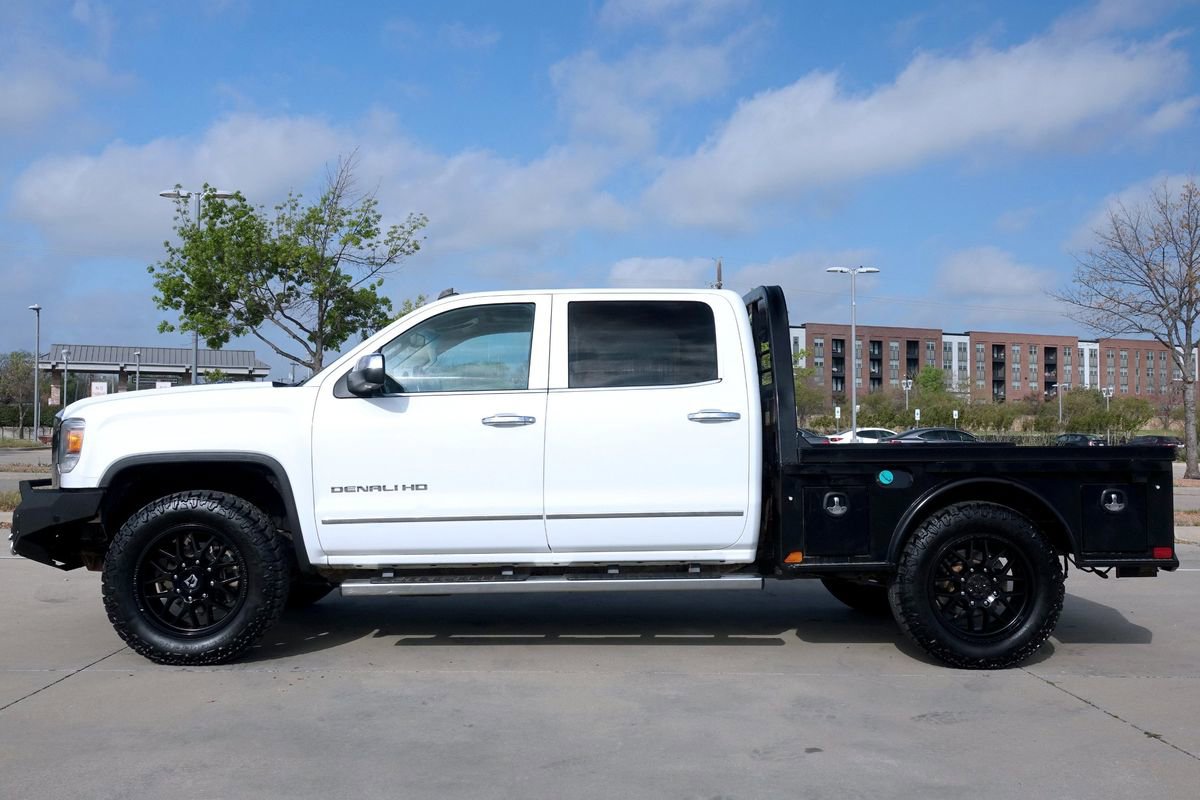 Used 2015 GMC Sierra 2500 Denali w/ Duramax Plus Package AWD/4WD image 10