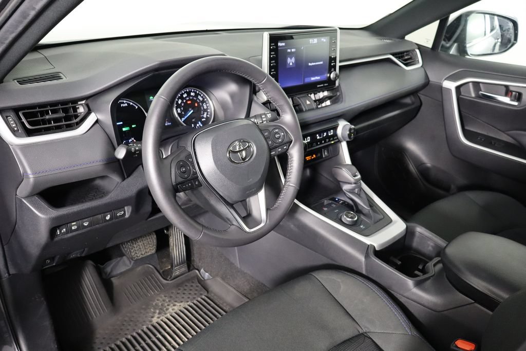 Used 2022 Toyota RAV4 SE w/ Convenience Package AWD/4WD image 27