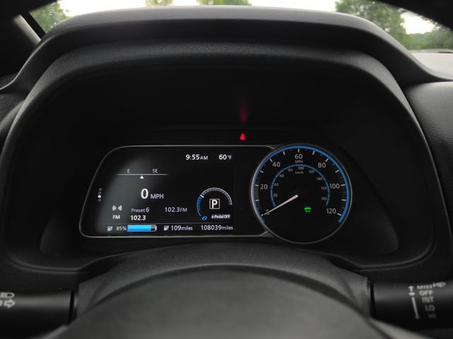 Used 2018 Nissan Leaf SL w/ SL Technology Package FWD image 27
