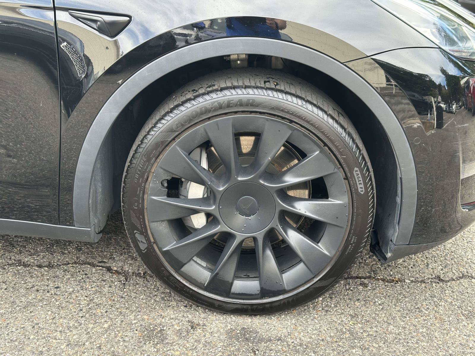 Used 2021 Tesla Model Y Long Range AWD/4WD image 10
