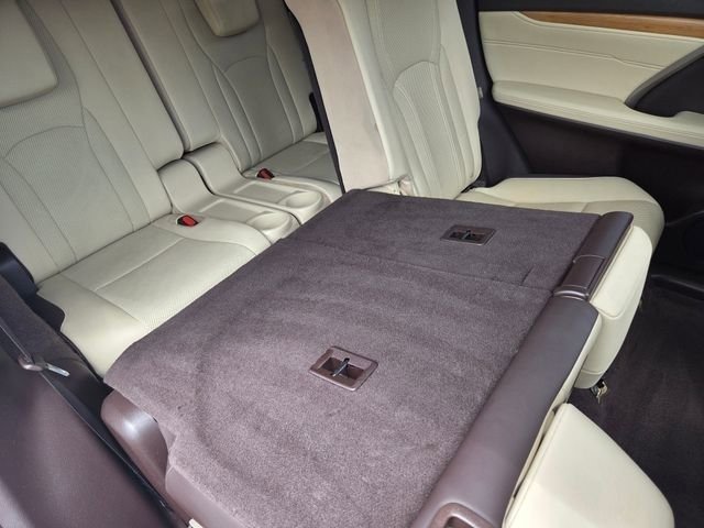Used 2019 Lexus RX 350L FWD w/ Premium Package image 30