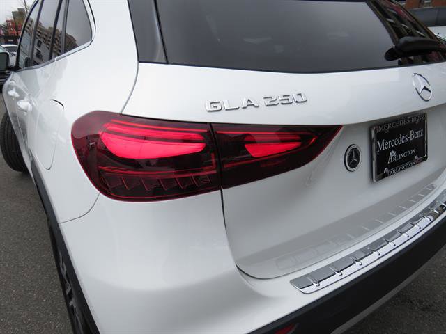 Used 2025 Mercedes-Benz GLA 250 4MATIC image 24