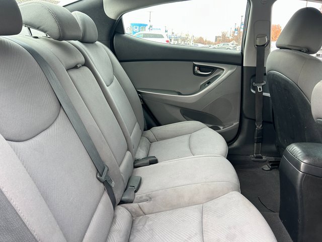 Used 2013 Hyundai Elantra GLS image 25