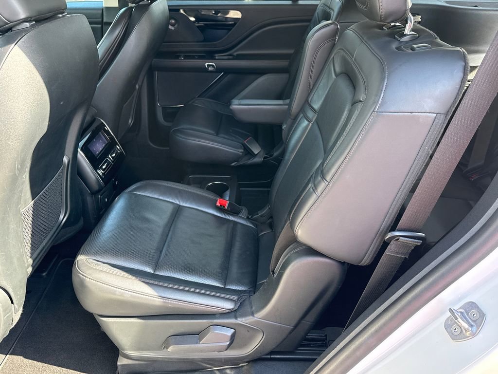 Used 2023 Lincoln Aviator Reserve image 22