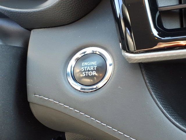 Used 2023 Toyota Highlander Platinum image 18