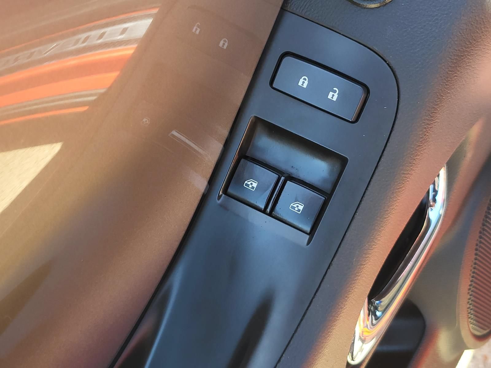 Used 2013 Chevrolet Camaro SS RWD image 13
