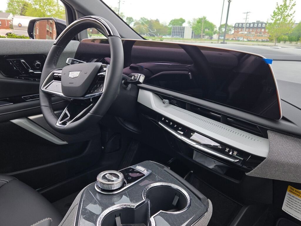 New 2026 Cadillac Optiq Sport 1 RWD image 7