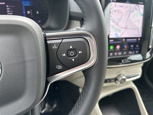 Certified 2023 Volvo XC40 B5 Plus w/ Climate Package AWD/4WD image 26