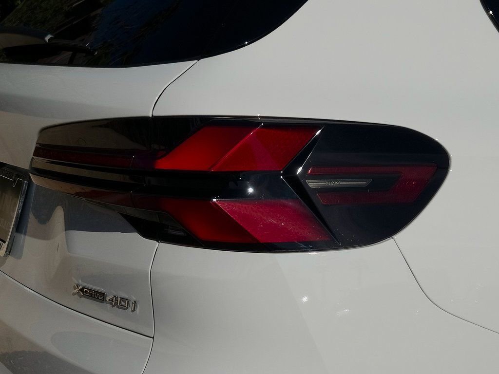 New 2026 BMW X5 xDrive40i w/ M Sport Package image 7