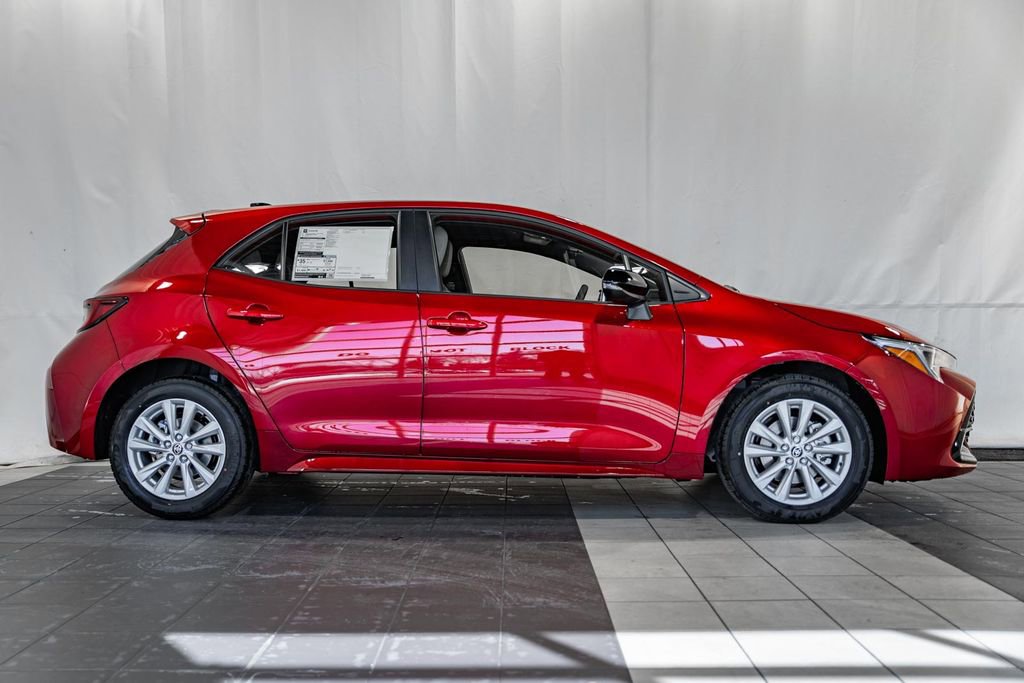 New 2026 Toyota Corolla SE image 3