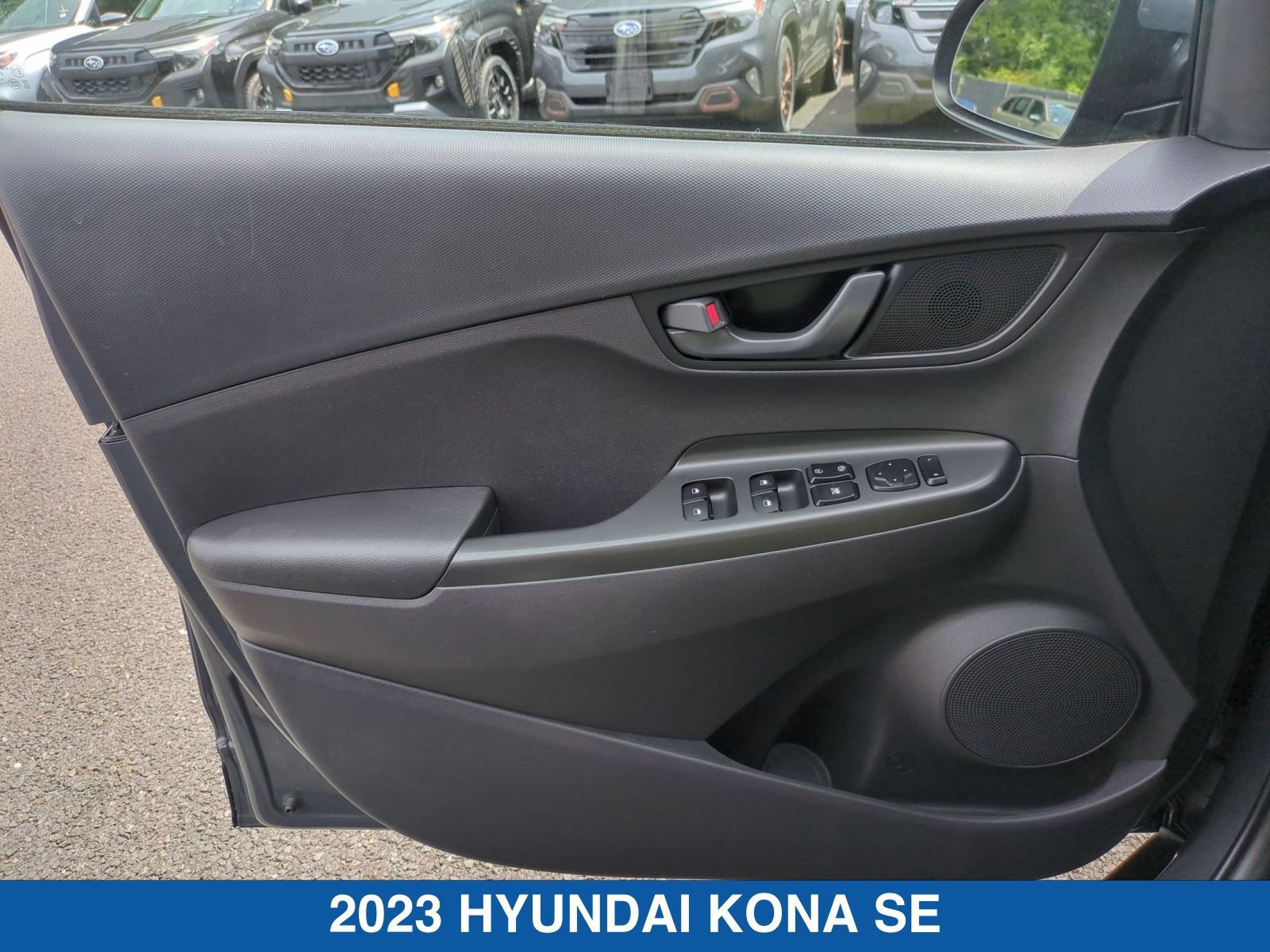 Used 2023 Hyundai Kona SE w/ Cargo Package AWD/4WD image 12
