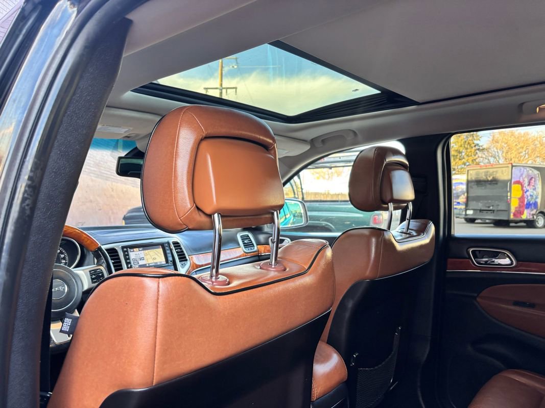 Used 2012 Jeep Grand Cherokee Overland image 31