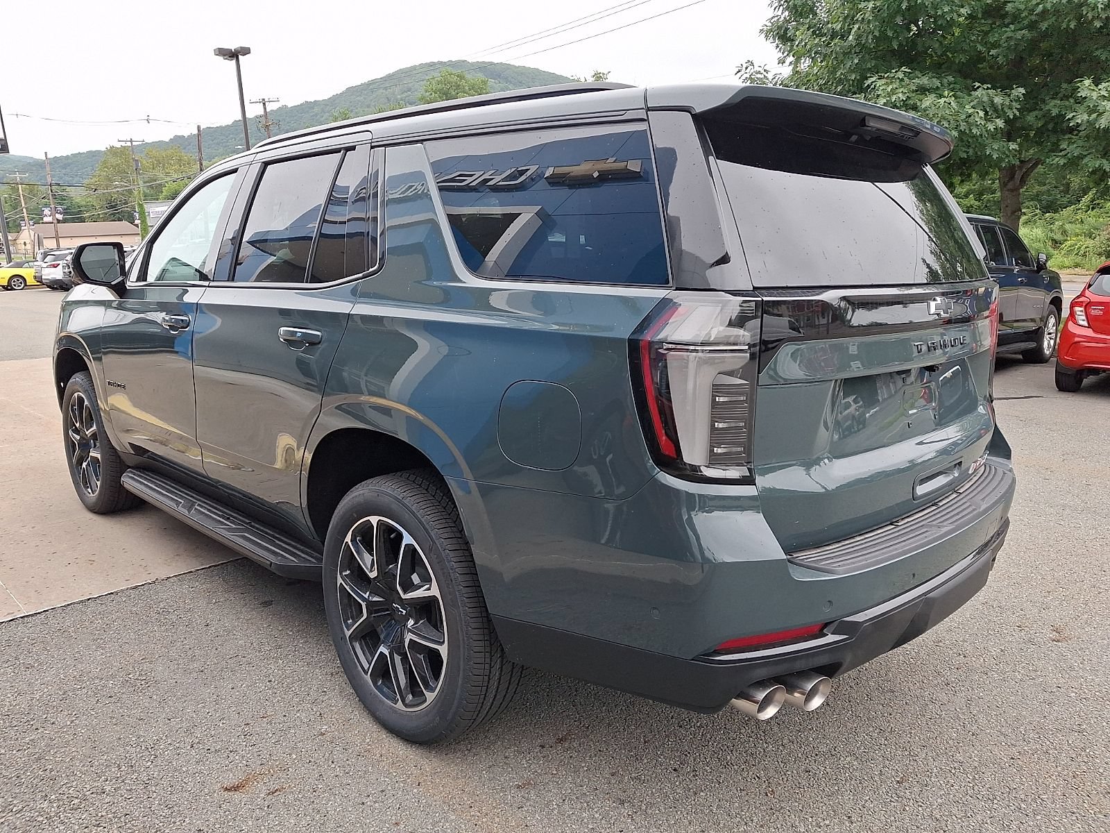 New 2026 Chevrolet Tahoe RST w/ Comfort Package AWD/4WD image 4